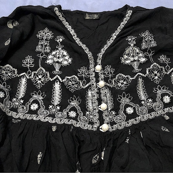 Kohinoor Pakistani Dress Silver Thread Embroidery Pearl Button Black/White Print - Picture 2 of 7